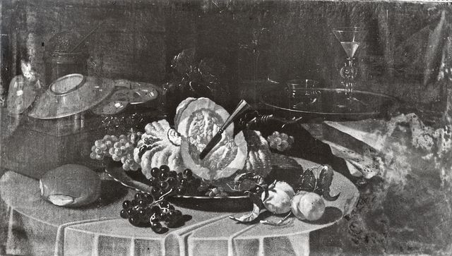 Vasari — Castelli Giovanni Paolo (Spadino) - sec. XVII/ XVIII - Natura morta con melone, uva e pesche, pane e piatti — insieme